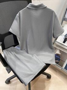 SHEIN Set de 2 piezas de camisa polo y pantalones cortos casuales y holgados para niño preadolescente - Gris - Ver 3