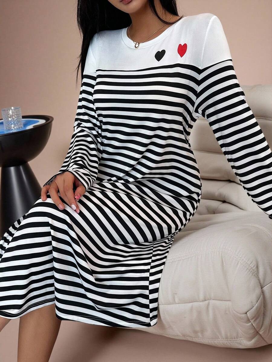 Lazeform Camisón de manga larga con estampado de corazones a rayas para mujer, otoño e invierno - Blanco y Negro - Ver 1