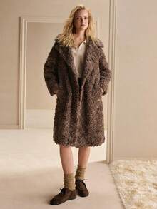 MOTF PREMIUM 秋冬双排扣长袖仿皮草大衣 - 咖啡棕 - 查看 2