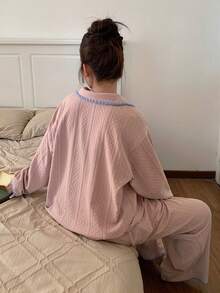 Dazy Plus Bộ đồ ngủ nữ cỡ lớn, kiểu dáng thường ngày, dễ thương, in họa tiết, chất liệu vải dệt, gồm áo tay dài rộng rãi và quần ống đứng, thích hợp cho mùa xuân/hè/thu. - Hồng - Xem 8