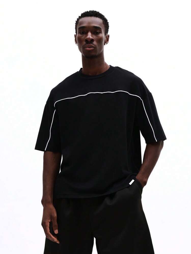 Oversized Tee With White Piping Detail