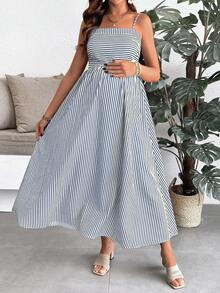 SHEIN 孕妇休闲条纹无袖连衣裙，适合日常穿着，夏季 - 藍白色 - 查看 3
