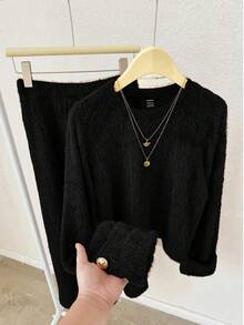 Women's Elegant Sweater And Faux Fur Skirt Set, Autumn/Winter - Black - View 4