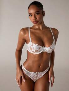 SHEIN BAE 2pcs/Set Romantic White Burning Flower & Maple Leaf Sexy Lingerie Set - White - View 5