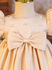Glamorique Kids 香槟金缎面婴儿正式礼服，泡泡袖短袖高腰娃娃裙，饰有蝴蝶结，蓬蓬裙摆，优雅儿童公主裙，手工串珠婴儿生日派对婚礼宾客礼服 - 香檳色 - 查看 4