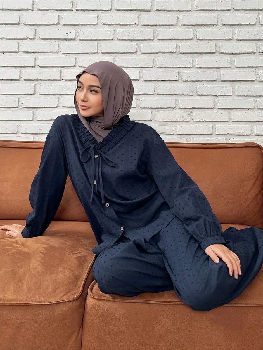 DAZY 可爱波点纹理面料褶皱荷叶领女士睡衣套装 - 藍色 - 查看 1