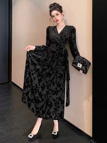 DAZY 女士优雅长袖丝绒连衣裙 - 黑色 - 查看 6