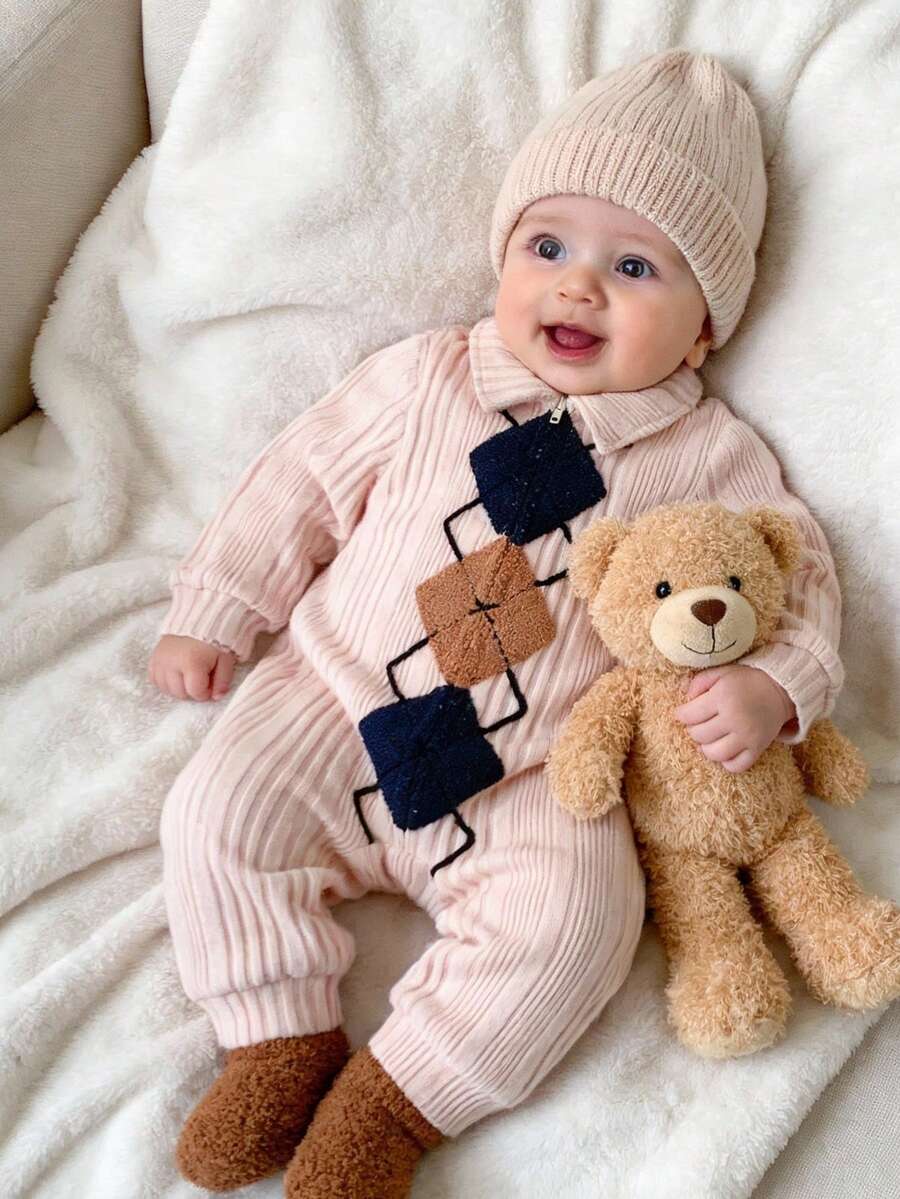 SHEIN 新生儿男女宝宝服装套装，舒适针织面料长袖连体衣，百搭休闲时尚日常可爱学院风基础款，适合春、夏、秋、冬四季，室内、室外、日常、运动、派对、拍照、节日、圣诞节、新年等场合。 - 杏色 - 查看 1