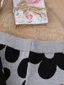 SHEIN Playful Pals Baby Girls Fashionable Casual Cute Pattern Jacquard Knit Sweater Long Sleeve Top And Leggings Set, Autumn/Winter Autumn And Winter Two Piece Suit Toddler Two Piece Sets Baby Girl Warm Sets Two Piece Winter Outfits For Toddler Girl Baby Flower Outfit