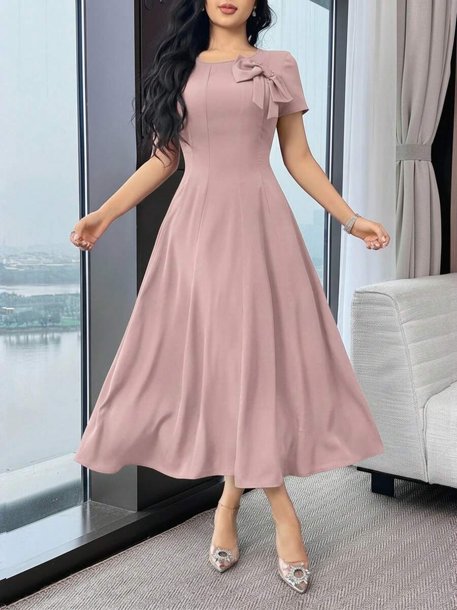 Modelyn 女士纯色圆领短袖蝴蝶结装饰优雅中长连衣裙 - 淺粉色 - 查看 1