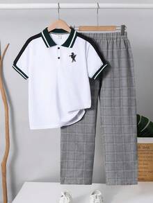SHEIN 男婴休闲百搭都市学院风短袖POLO衫+弹力腰格子裤套装（2件套），适合通勤、上学、休闲外出、运动、春夏、情人节、约会、新年、旅行、度假、家庭聚会、返校、婚礼、正式场合、健身等场合。