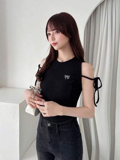 FRIFUL 纯色圆领抽绳蝴蝶结刺绣纹理面料休闲百搭夏季背心