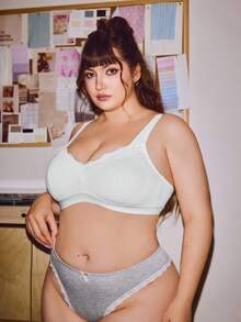 SHEIN Plus Size Women Non-Wired Lace Insert Bra - White - View 4
