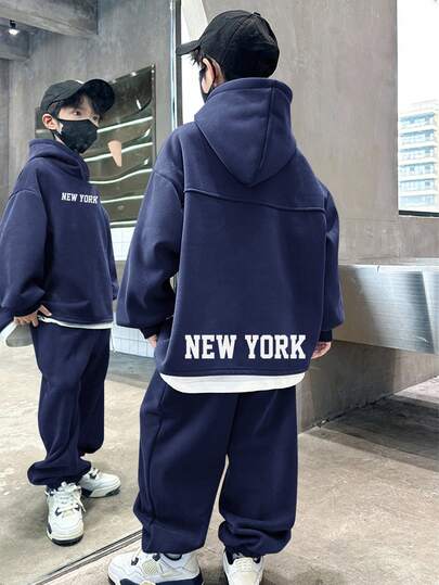 青少年男孩休闲韩版宽松字母印花长袖连帽衫和松紧腰裤套装，适合秋季/春季、户外玩耍、学校、街头风格、派对和休闲