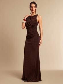 Silquee 女士优雅简约纯色露背褶皱修身鱼尾连衣裙 - 棕色 - 查看 4