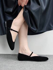 CUCCOO BIZCHIC 女士搭扣设计休闲通勤百搭时尚鞋 - 黑色 - 查看 3