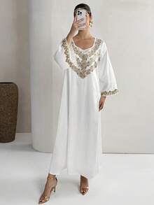Yasmyna 女士花卉刺绣图案休闲宽松阿拉伯风格喇叭袖连衣裙 - 白色 - 查看 4