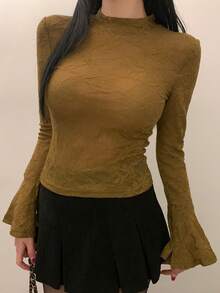 DAZY Women's Textured Fabric Fitted Long Sleeve Flare Cuff Crew Neck Sexy Elegant T-Shirt Going Out Tops Women - Ginger - View 5