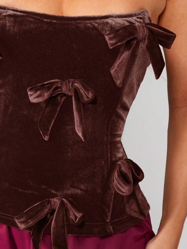 MISSGUIDED Velvet Strapless Corset Top With Bow Details And Lace Up Design For Evening Party Occasions