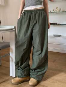 DAZY 弹性腰带休闲阔腿直筒女裤 - 軍綠色 - 查看 1