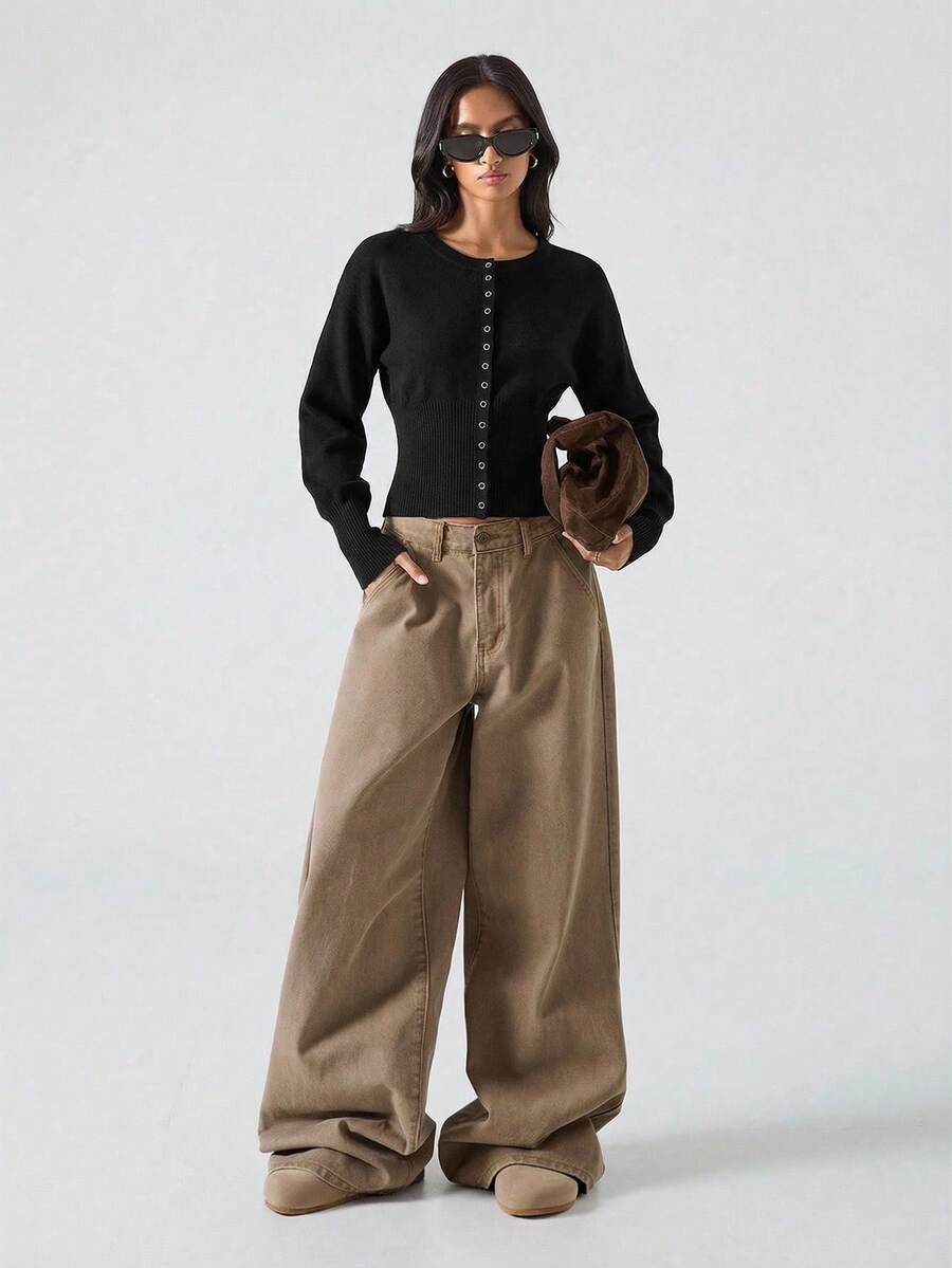 LYSMO 新款极简主义春季休闲女式黑色落肩长袖单排扣收腰开衫，纯白设计，适合外出、街头风和斯德哥尔摩风格。 - 黑色 - 查看 1