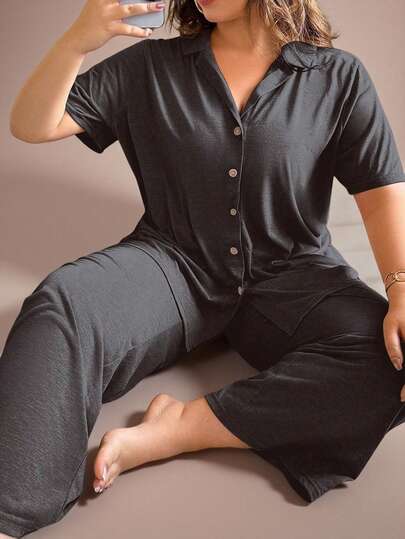 Lazeform 加大码柔软透气纯色纽扣上衣和裤子睡衣套装