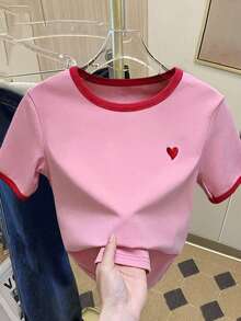 Resyla 粉色短袖修身露脐T恤，爱心刺绣T恤，撞色T恤，时尚休闲T恤。新款夏季爱心刺绣修身露脐上衣，甜美性感风 - 玫紅色 - 查看 3