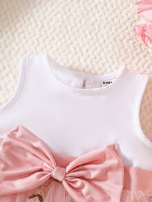 SHEIN 夏季新生女宝宝白色无袖拼接蝴蝶结粉色花朵刺绣网纱连衣裙 - 珊瑚粉 - 查看 9