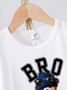 SHEIN Genkimix Kids 2件套男童休闲牛仔熊刺绣短袖T恤和短裤套装，适合日常休闲、运动、上学、户外活动、夏季穿着 - 藍白色 - 查看 7