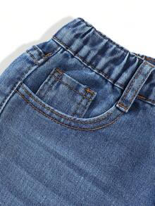 少女刺绣字母3D蝴蝶结复古牛仔阔腿裤，时尚百搭，甜美酷炫，校园街头风，经典复古水洗蓝，独特的“M”刺绣弹力腰带拉链设计，穿着方便，适合日常休闲、校园、外出和拍照，让你在人群中脱颖而出！ - 中等水洗藍 - 查看 4