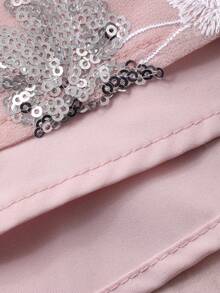 Dazy Plus 情人节加大码女士优雅亮片刺绣雪纺喇叭袖连衣裙，春夏嘉年华闪亮连衣裙 - 珊瑚粉 - 查看 3