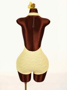 Amplova Bộ áo liền quần nữ thời trang gợi cảm, màu trơn, hở lưng, cổ yếm - Màu vàng - Xem 5