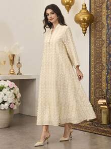 SHEIN Najma 女士长款金色金属面料拼接吊坠长袍 - 杏色 - 查看 6