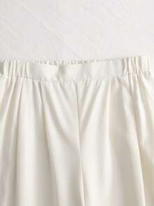 SHEIN 2pcs Tween Girls Elegant Commuter Style Outfit, Beige Camisole Top With Pearl Collar, Detachable Bow, And Wide Leg Pants Set, Suitable For Party, Outing - Apricot - View 7