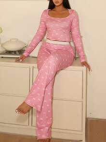 Lowkey Lull 两件套低调慵懒婴儿粉蝴蝶结装饰舒适简约卫衣裤套装，时尚秋季男女通用睡衣家居服 - 彩色 - 查看 6