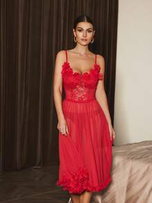 Slumberist 3D 花卉装饰蕾丝拼布超大网眼透明睡袍 - 紅色 - 查看 6