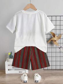 SHEIN Young Boy White Summer T-Shirt Set,Family Matching Arabic Text Graphic,Classic Retro Traditional Pattern,Star,Moon,Lantern,Cute Cartoon Boy Print - White - View 5