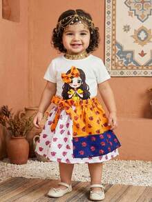 SHEIN Conjunto de 2 piezas de blusa de manga corta y falda con estampado floral lindo para niñas - Azul - Ver 9