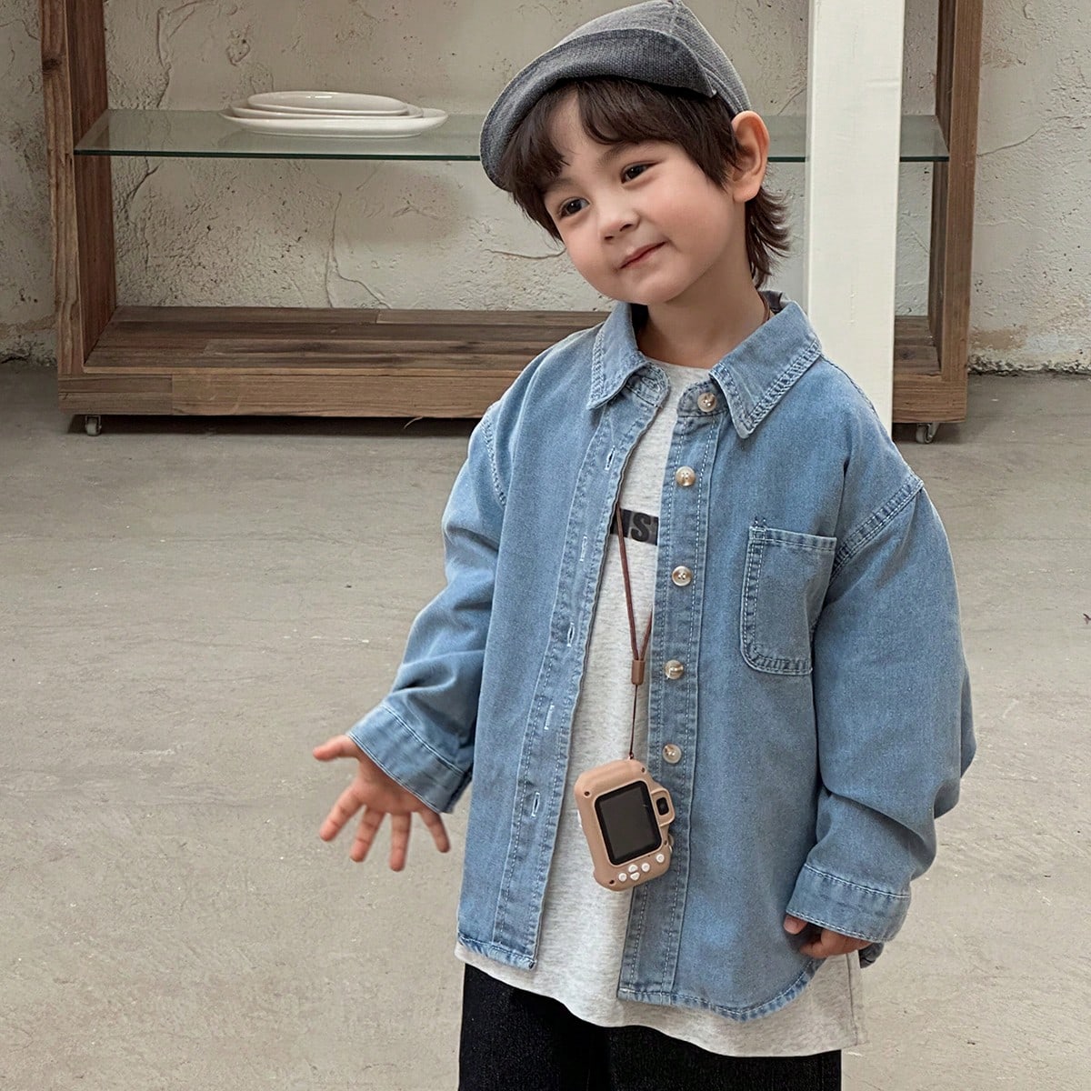 Chaqueta de mezclilla holgada y casual para niños pequeños, otoño