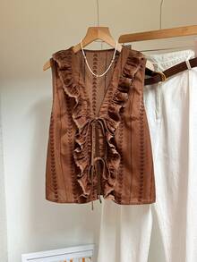 SHEIN Frenchy 女士植物刺绣拼接荷叶边下摆前系带无袖衬衫 - 棕色 - 查看 10