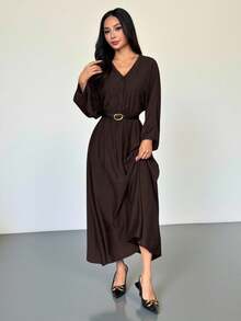 SHEIN PETITE Đầm maxi nữ màu nâu, cổ chữ V, tay lửng, chất liệu vải dệt họa tiết, dáng rộng, thích hợp cho các buổi đi chơi và du lịch, mùa xuân hè, đầm maxi màu nâu thanh lịch dành cho nữ. - màu nâu - Xem 4