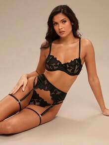 Enchnt 5-Piece Women Sexy Lingerie Set For Going Out - Black - View 7