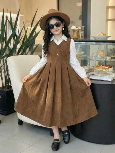 少女休闲校园风日常通勤简约百搭纯色灯芯绒V领无袖褶裥连衣裙，秋冬款
