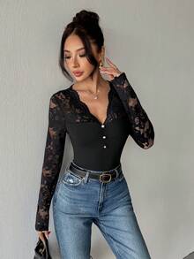 Islaluna Women's Fashionable Elegant V-Neck Lace Patchwork Long Sleeve T-Shirt - Black - View 5