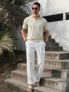 Manfinity Homme 男士短袖纹理面料 Polo 衫，适合休闲、居家和度假穿着。男士 Polo 衫，男士纹理衬衫，男士休闲上衣，男士针织 Polo 衫，夏季男士上衣，适合日常休闲、周末旅行、户外活动、探险旅行、轻松的工作环境或半正式场合，也是送给男友/丈夫、周年纪念日/生日礼物、派对、夏季假期、新年、婚礼、情人节的理想之选。男士休闲上衣，男士纽扣 Polo 衫，男士针织 Polo 衫。 - 鵝黃色 - 查看 6