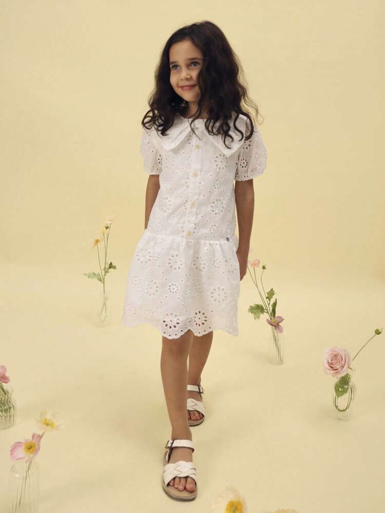 Minivestido inglés con ojales y cuello