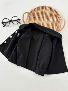 SHEIN Playful Pals Baby And Toddler Boys Classic Street Style Red And White Plaid Knight Embroidered Button-Up Long Sleeve Polo Collar Shirt, Comfortable & Breathable, Suitable For Spring And Autumn Seasons, Parties, Daily Wear, School And Travel Baby Boy Black Shirt Toddler Black Shirt Baby Black Shirt Baby Button Shirt Baby Collar Shirt Baby Long Sleeve Shirt Black Baby Top - Black - View 8