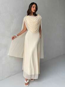 Aloruh 女士艺术纯色杏色露背缎带装饰3D花卉网纱飘逸垂褶领口修身美人鱼连衣裙 - 杏色 - 查看 4