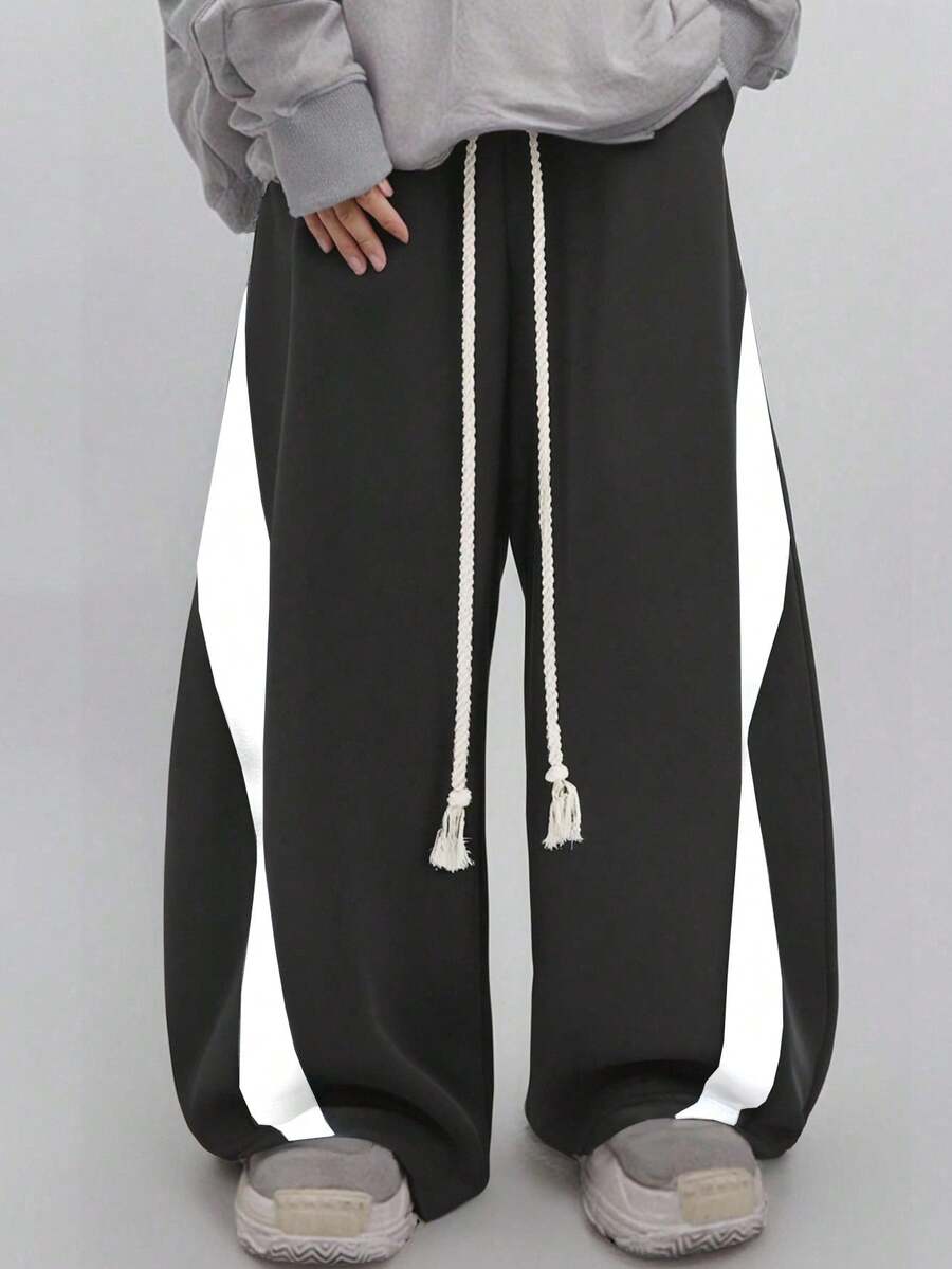 Manfinity Hypemode Quần nỉ nam dáng rộng, phối màu tương phản, đa năng cho mặc hàng ngày. - Đen và trắng - Xem 1