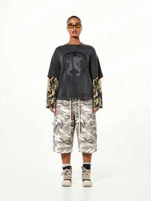 SUMWON WOMEN 迷彩珍珠装饰阔腿工装牛仔短裤，饰有水钻烫钻细节，夏季节日百慕大短裤 - 灰色 - 查看 5